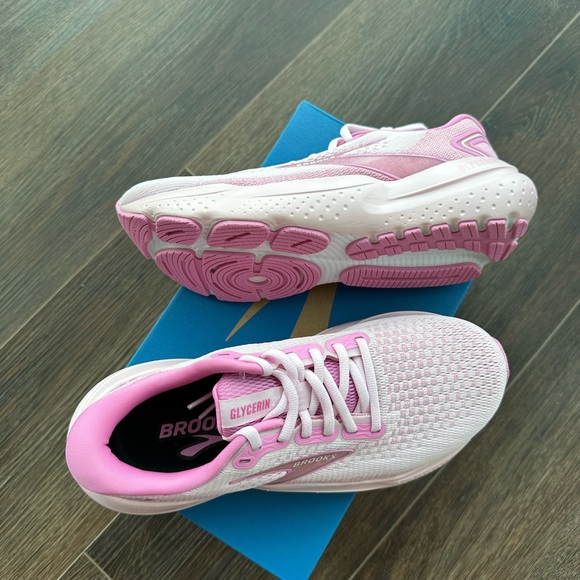 Shoes - Brooks Glycerin 21